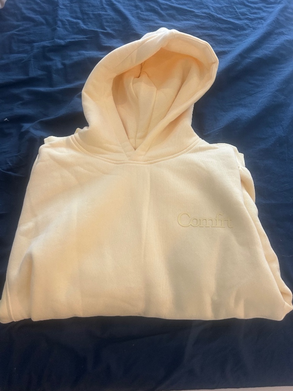 Comfrt Minimalist Hoodie, NWT, Color: Buttercream, Size: M